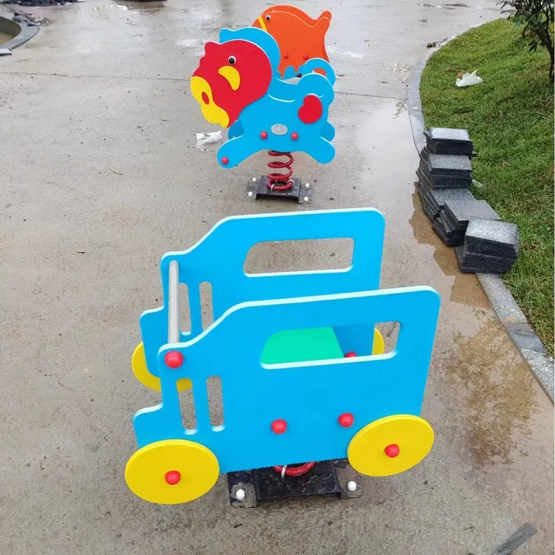 Cavalo de Balanço Duplo para E - Kids Outdoor Music avaliação e preço